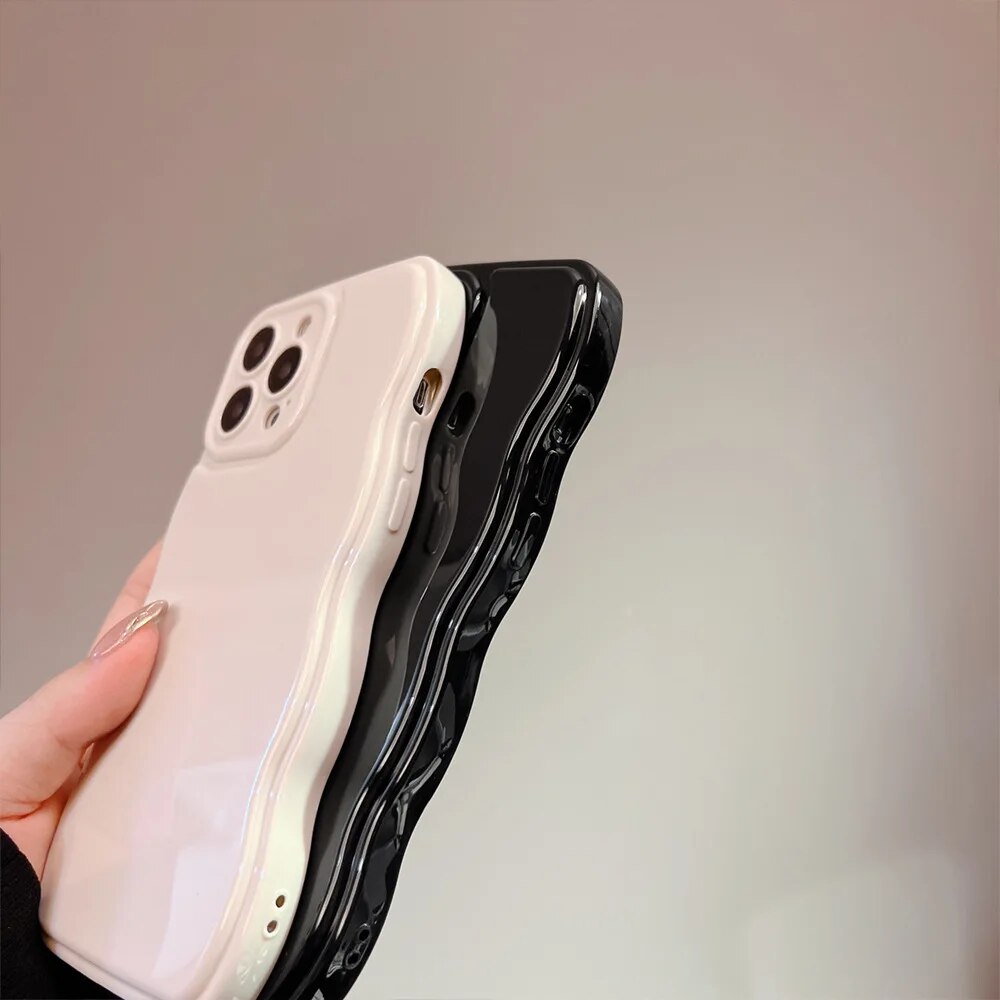 Soft Solid Color Wavy Case